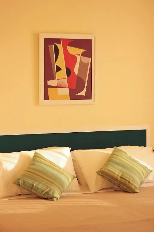 Alguera Apartments Napols Barcelona Spain